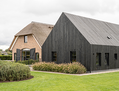 Ferme contemporaine dans le paysage d’Overijssel