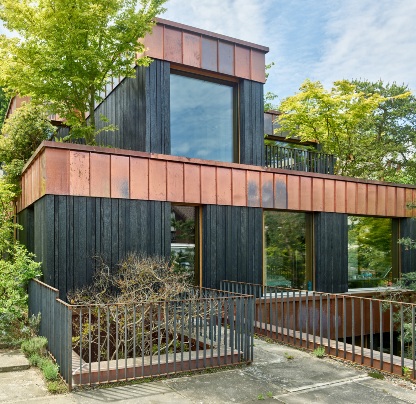 A Swiss house with Japanese details