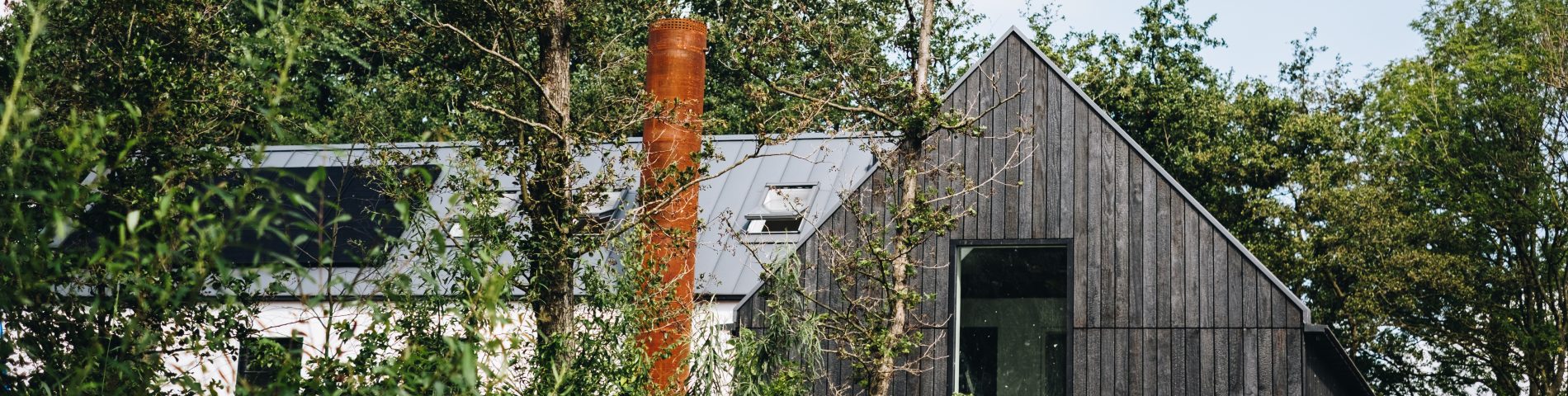 Verticale gevelbekleding hout