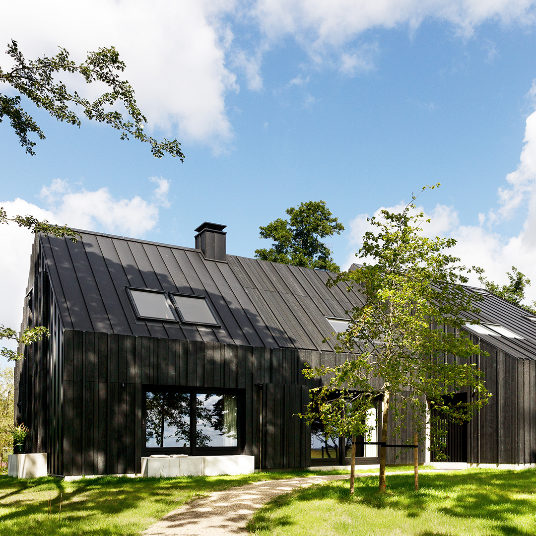 Accoya cladding Shou Sugi Ban